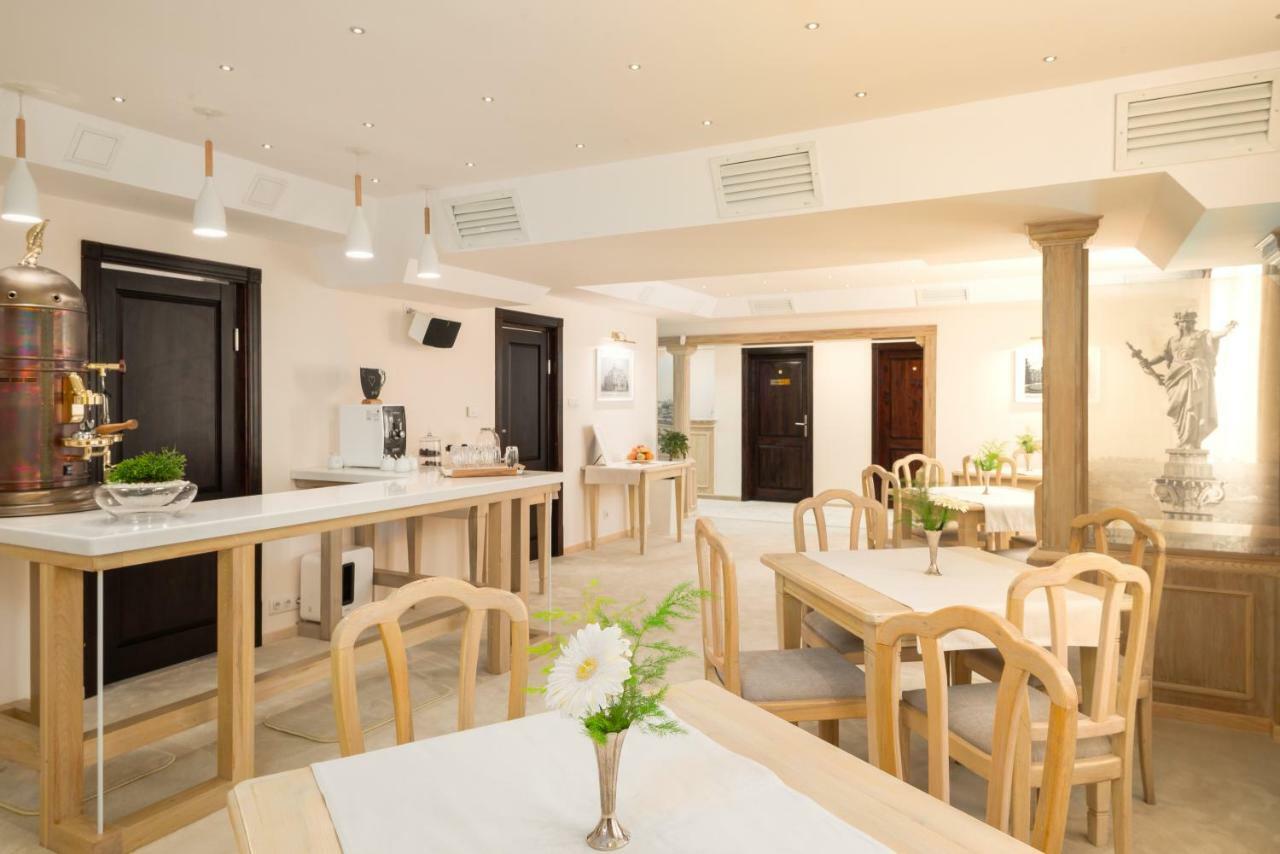 Family Hotel Anna Ruse Exterior foto